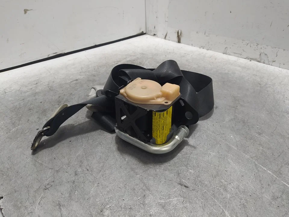 Foto de CINTURON SEGURIDAD DELANTERO IZQUIERDO PEUGEOT 206 1.6 (88 CV / 65 KW) referencia C9147N