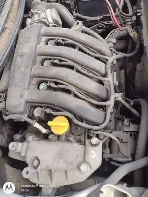 Foto de MOTOR COMPLETO RENAULT MEGANE II COUPE/CABRIO 1.6 16V (112 CV / 82 KW) referencia K4M