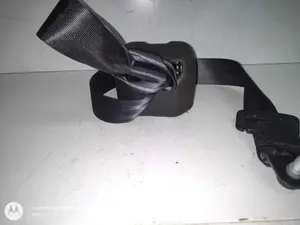 Foto de CINTURON SEGURIDAD TRASERO IZQUIERDO CITROEN C3 1.0 VTi (68 CV / 50 KW) referencia 34130288A00 foto 3