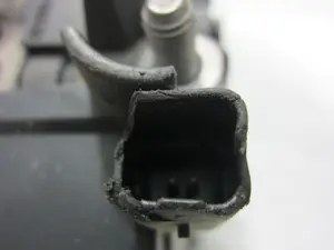Foto de ALTERNADOR PEUGEOT 307 BERLINA (S2) referencia 5705EN foto 6