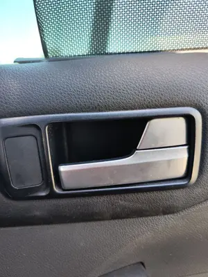 Foto de MANETA INTERIOR TRASERA DERECHA FORD FOCUS C-MAX (CAP)(2003) 1.6 TDCi CAT (90 CV / 66 KW)
