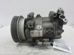 Foto de COMPRESOR AIRE ACONDICIONADO RENAULT KANGOO I (F/KC0) referencia SD6V121918 foto 7