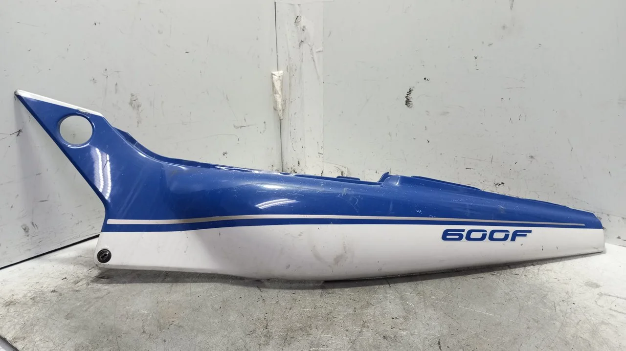 Foto de CARENADO HONDA CBR 600 F / CBR 600 RR 598 cm3 - 68 kW (92 CV / 68 KW) referencia 83610-KT8-0100