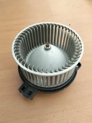 Foto de VENTILADOR CALEFACCION SEAT LEON (1M1) 1.6  (101 CV / 74 KW) referencia 8727000700