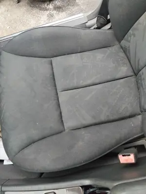 Foto de ASIENTO DELANTERO DERECHO MERCEDES-BENZ CLASE E (BM 210) BERLINA 3.0 Diesel CAT (136 CV / 100 KW)