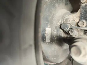 Foto de PINZA DE FRENO TRASERA IZQUIERDA TOYOTA COROLLA (E11) 2.0 Turbodiesel CAT (90 CV / 66 KW)