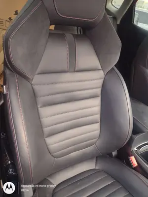Foto de ASIENTO DELANTERO DERECHO MG HS 1.5 Turbo (161 CV / 119 KW)