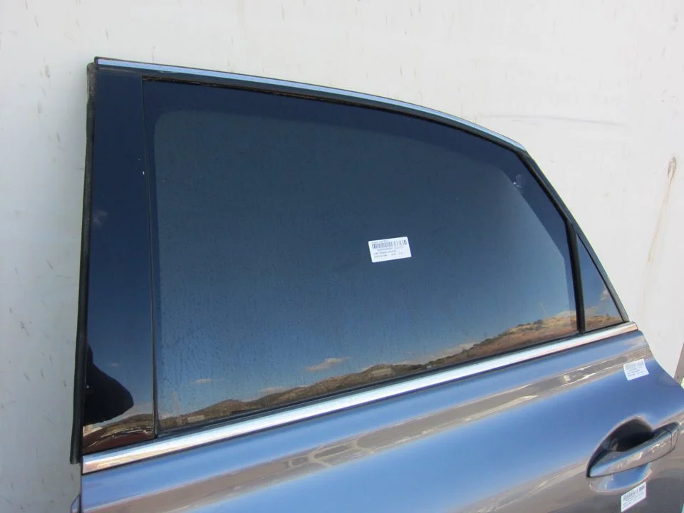 Foto de LUNA TRASERA IZQUIERDA LEXUS RX (GGL1/GYL1) 3.5 V6 24V CAT (249 CV / 183 KW) referencia 43R00073