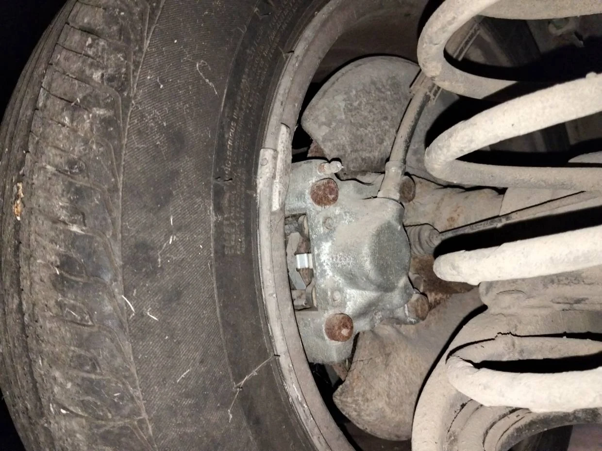 Foto de PINZA DE FRENO TRASERA IZQUIERDA VOLVO SERIE 740 BERLINA/FAMILIAR