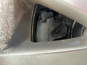 Foto de PINZA DE FRENO DELANTERA IZQUIERDA VOLKSWAGEN PASSAT BERLINA (3C2) 2.0 TDI (140 CV / 103 KW) referencia 1K0615123E