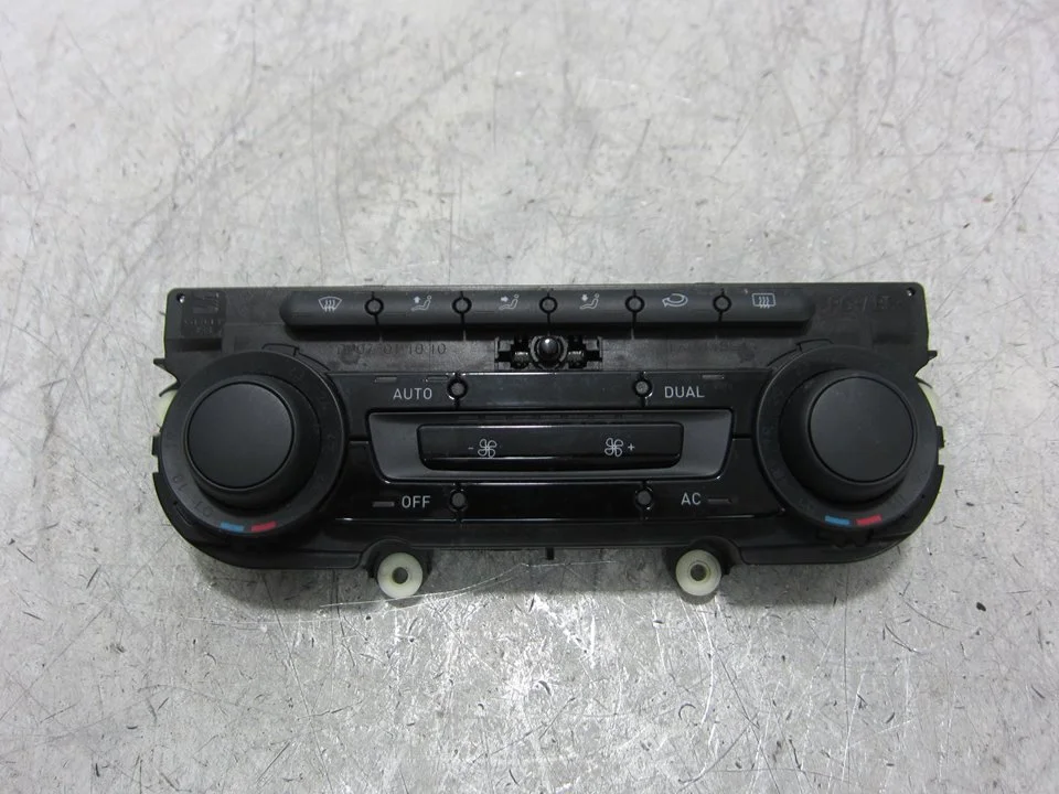 Foto de NO IDENTIFICADO SEAT LEON (1P1) 1.6 TDI (105 CV / 77 KW) referencia 5P0907044P
