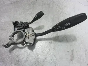 Foto de MANDO MULTIFUNCION MERCEDES-BENZ CLK (BM 209) CABRIO 3.2 V6 18V CAT (218 CV / 160 KW) referencia 281924