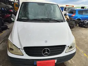 Foto de CAPO MERCEDES-BENZ VITO FURGÓN (639) 2.1 CDI CAT (109 CV / 80 KW) foto 2
