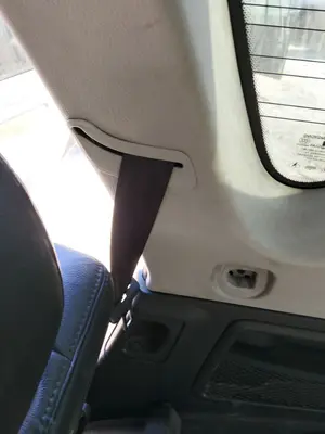 Foto de CINTURON SEGURIDAD TRASERO DERECHO SSANGYONG REXTON 2.7 Turbodiesel CAT (160 CV / 118 KW)
