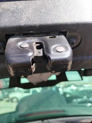 Foto de CERRADURA MALETERO / PORTON RENAULT MEGANE IV BERLINA 5P