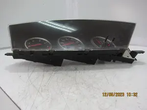 Foto de CUADRO INSTRUMENTOS NISSAN PRIMERA BERLINA (P12) 2.2 16V Turbodiesel CAT (126 CV / 93 KW) referencia AV719 foto 9