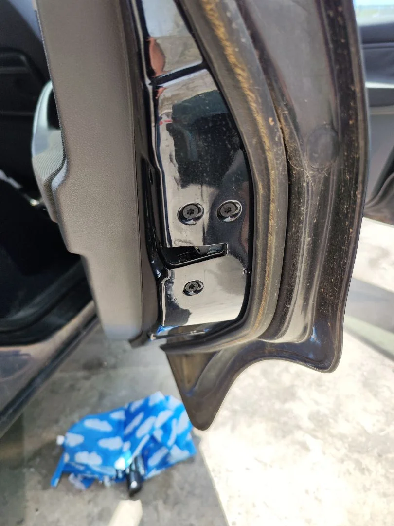 Foto de MANETA EXTERIOR TRASERA DERECHA FORD C-MAX (CB3)(2007) 1.8 TDCi Turbodiesel CAT (116 CV / 85 KW) referencia 1305822