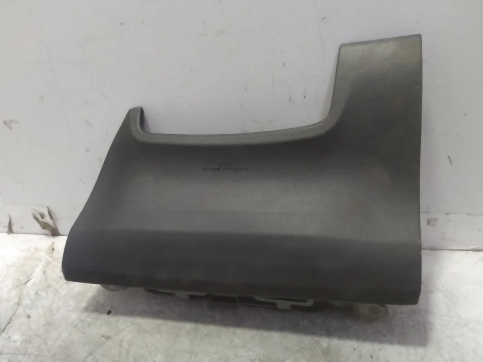 Foto de AIRBAG DELANTERO DERECHO TOYOTA COROLLA (E15) 1.4 Turbodiesel CAT (90 CV / 66 KW) referencia 7396012140