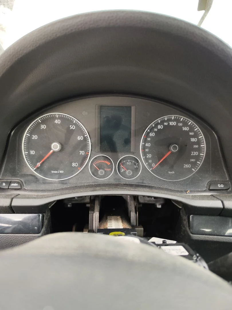 Foto de CUADRO INSTRUMENTOS VOLKSWAGEN GOLF V (1K1)(10.2003) 1.4 16V TSI (170 CV / 125 KW) referencia 1K0920863G FKZ