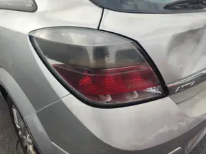 Foto de PILOTO TRASERO IZQUIERDO OPEL ASTRA H GTC 1.7 16V CDTI (125 CV / 92 KW) referencia 93190790