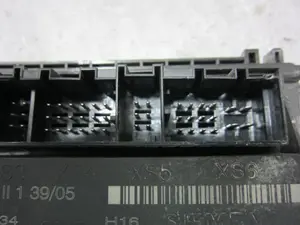Foto de CAJA RELES / FUSIBLES SEAT IBIZA (6L1) 1.4 TDI CAT (BNM) (69 CV / 51 KW) referencia 6Q1937049D foto 2