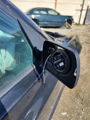 Foto de RETROVISOR DERECHO BMW SERIE X3 (E83) 2.0 16V Diesel CAT (150 CV / 110 KW) foto 2