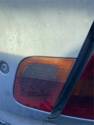 Foto de PILOTO TRASERO DERECHO INTERIOR BMW SERIE 3 BERLINA (E46)