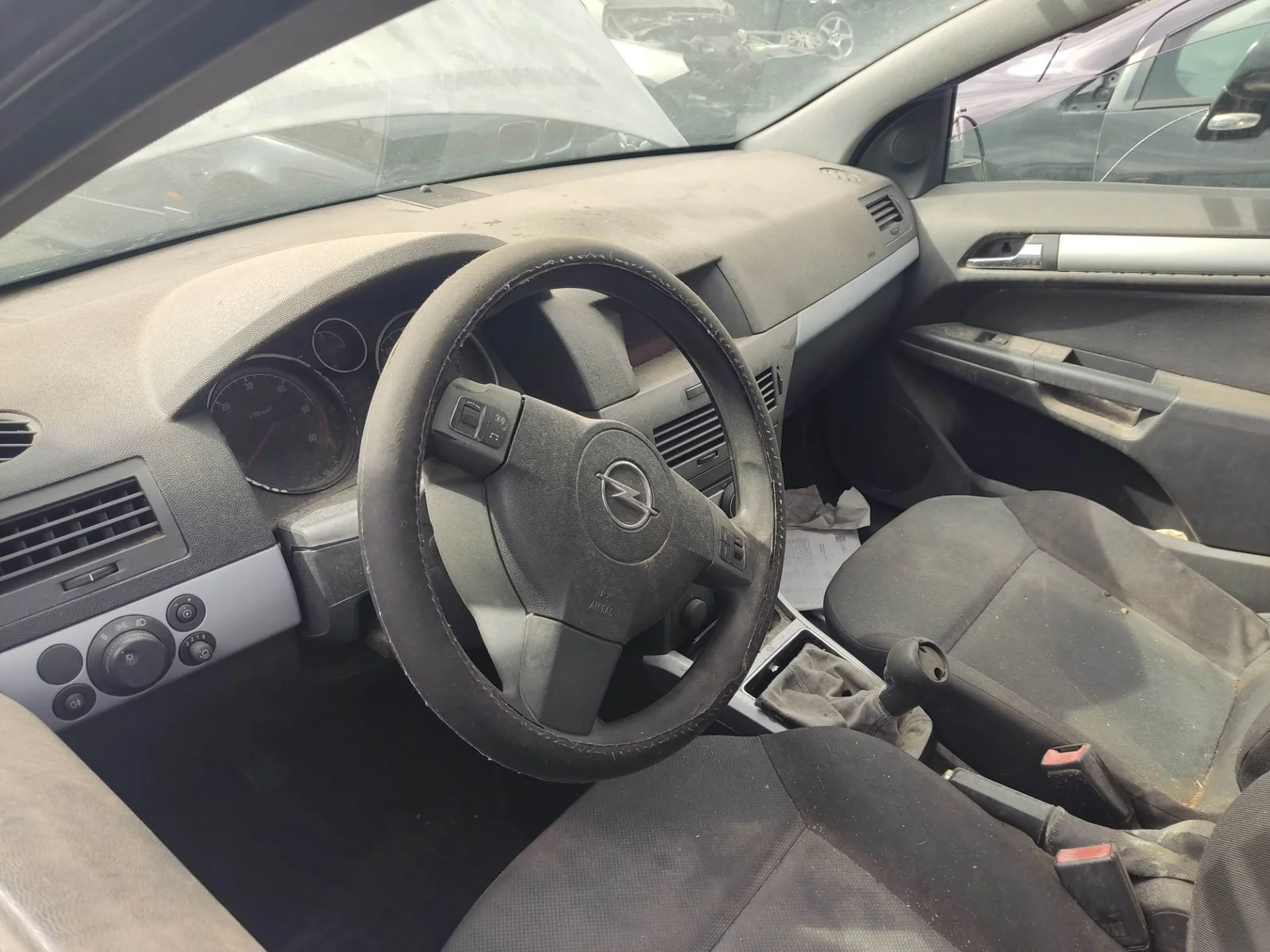 Foto de AIRBAG DELANTERO DERECHO OPEL ASTRA H GTC 1.3 16V CDTI CAT (Z 13 DTH / L4I) (90 CV / 66 KW) referencia 13168095