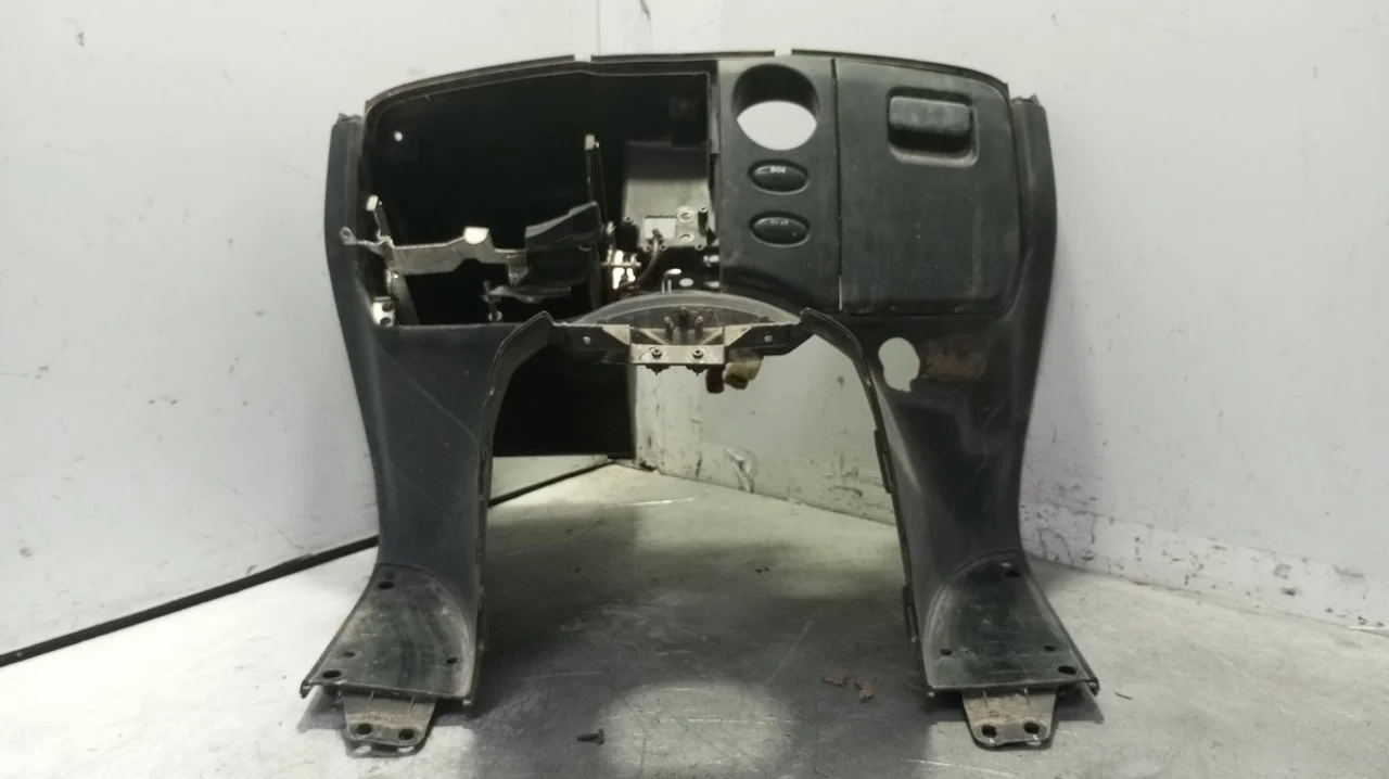 Foto de CONTRA ESCUDO HONDA FORZA 249 cm3 - 16 kW (22 CV / 16 KW)