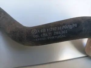 Foto de TUBO MERCEDES-BENZ VITO FURGÓN (639) referencia A639832 foto 2