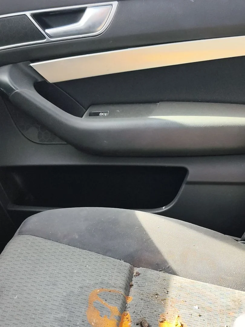 Foto de MANDO ELEVALUNAS DELANTERO DERECHO AUDI A6 BERLINA (4F2) 2.0 TDI (140 CV / 103 KW)