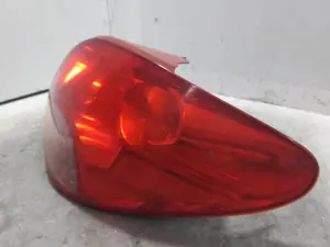 Foto de PILOTO TRASERO DERECHO PEUGEOT 207 1.4 (73 CV / 54 KW) referencia 9649986580 foto 2
