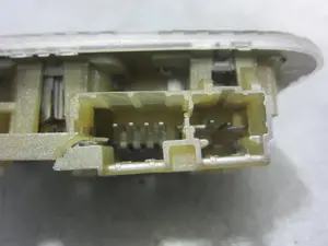 Foto de LUZ INTERIOR CITROEN XSARA BERLINA 1.6 16V CAT (NFU / TU5JP4) (109 CV / 80 KW) referencia 9680713880 foto 9