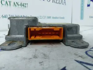 Foto de CENTRALITA AIRBAG PEUGEOT 406 BERLINA (S1/S2) 2.0 HDi CAT (90 CV / 66 KW) referencia 550725200 foto 3