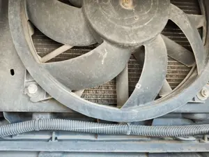 Foto de ELECTROVENTILADOR RADIADOR AIRE ACONDICIONADO CITROEN BERLINGO FURGÓN 1.6 16V HDi FAP (75 CV / 55 KW)