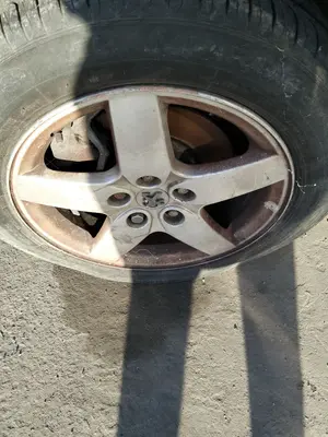 Foto de LLANTA PEUGEOT 407 1.6 HDi FAP CAT (9HZ / DV6TED4) (109 CV / 80 KW) referencia 5401N9