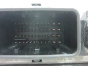 Foto de CENTRALITA MOTOR UCE PEUGEOT 307 (S1)(04.2001) 1.6 16V CAT (109 CV / 80 KW) referencia 9638765680 foto 4