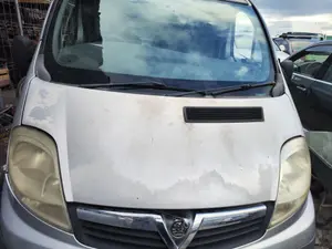 Foto de CAPO OPEL VIVARO FURGÓN/COMBI 2.0 16V CDTI (114 CV / 84 KW) foto 2