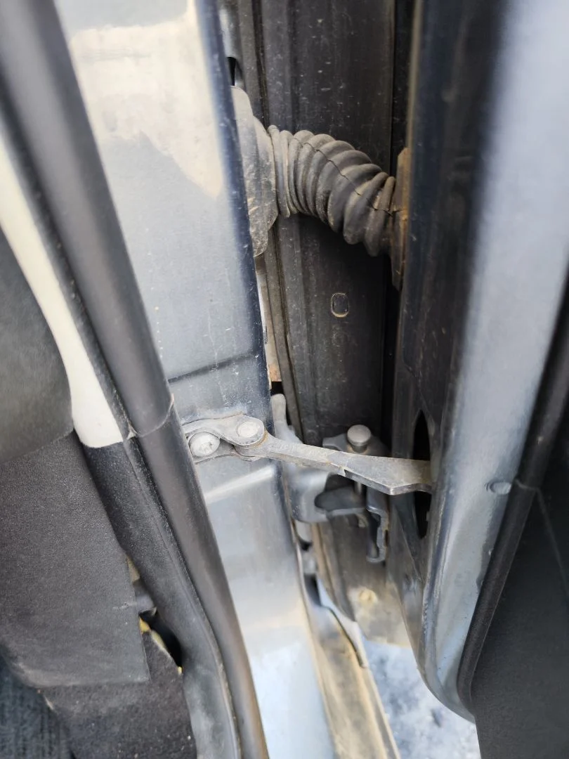 Foto de RETENEDOR PUERTA CITROEN GRAND C4 PICASSO 1.6 16V HDi FAP (109 CV / 80 KW)
