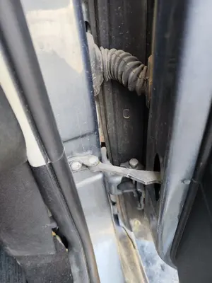 Foto de RETENEDOR PUERTA CITROEN GRAND C4 PICASSO 1.6 16V HDi FAP (109 CV / 80 KW)