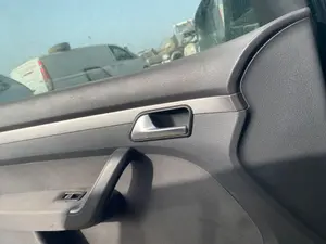 Foto de MANETA INTERIOR DELANTERA IZQUIERDA VOLKSWAGEN TOURAN (1T3) 1.6 TDI DPF (105 CV / 77 KW)