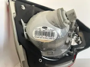 Foto de PILOTO TRASERO DERECHO FORD KUGA (CBV) referencia 8V4113A602AD foto 3