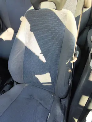 Foto de ASIENTO DELANTERO IZQUIERDO FIAT II PUNTO (188) BERLINA 1.3 JTD CAT (69 CV / 51 KW) foto 2