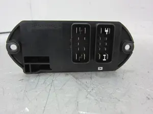 Foto de CAJA RELES / FUSIBLES JAGUAR XJ 4.0 CAT (320 CV / 235 KW) referencia LNA2800AG foto 2
