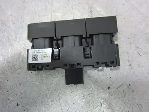 Foto de INTERRUPTOR SEAT LEON (5F1) 1.6 TDI (105 CV / 77 KW) referencia 5F0927137 foto 2