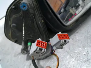 Foto de RETROVISOR DERECHO LAND ROVER RANGE ROVER SPORT 3.6 TD V8 (272 CV / 200 KW) referencia 4300674 foto 3