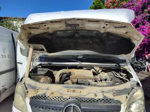 Foto de CAPO MERCEDES-BENZ SPRINTER II FURGÓN 2.1 CDI CAT (88 CV / 65 KW) referencia A906750000228