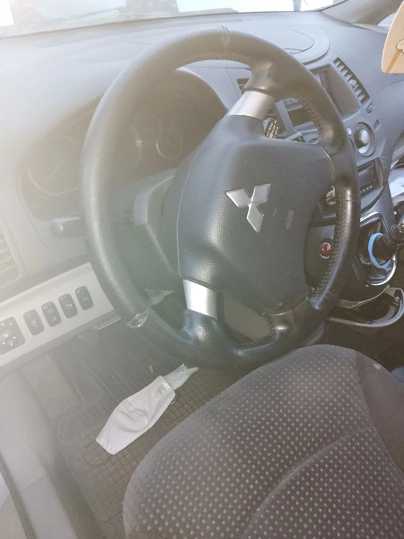 Foto de VOLANTE MITSUBISHI GRANDIS (NA0W) 2.0 DI-D CAT (136 CV / 100 KW)