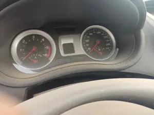 Foto de CUADRO INSTRUMENTOS RENAULT CLIO III 1.5 dCi Diesel CAT (86 CV / 63 KW) referencia 8200761861N foto 5