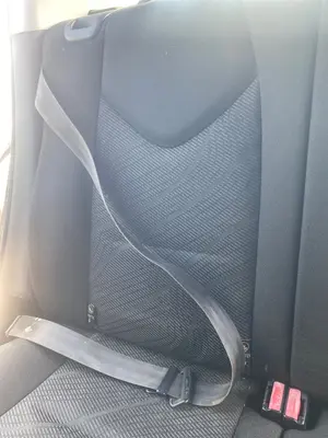 Foto de CINTURON SEGURIDAD TRASERO DERECHO PEUGEOT 308 1.6 16V HDi (90 CV / 66 KW)